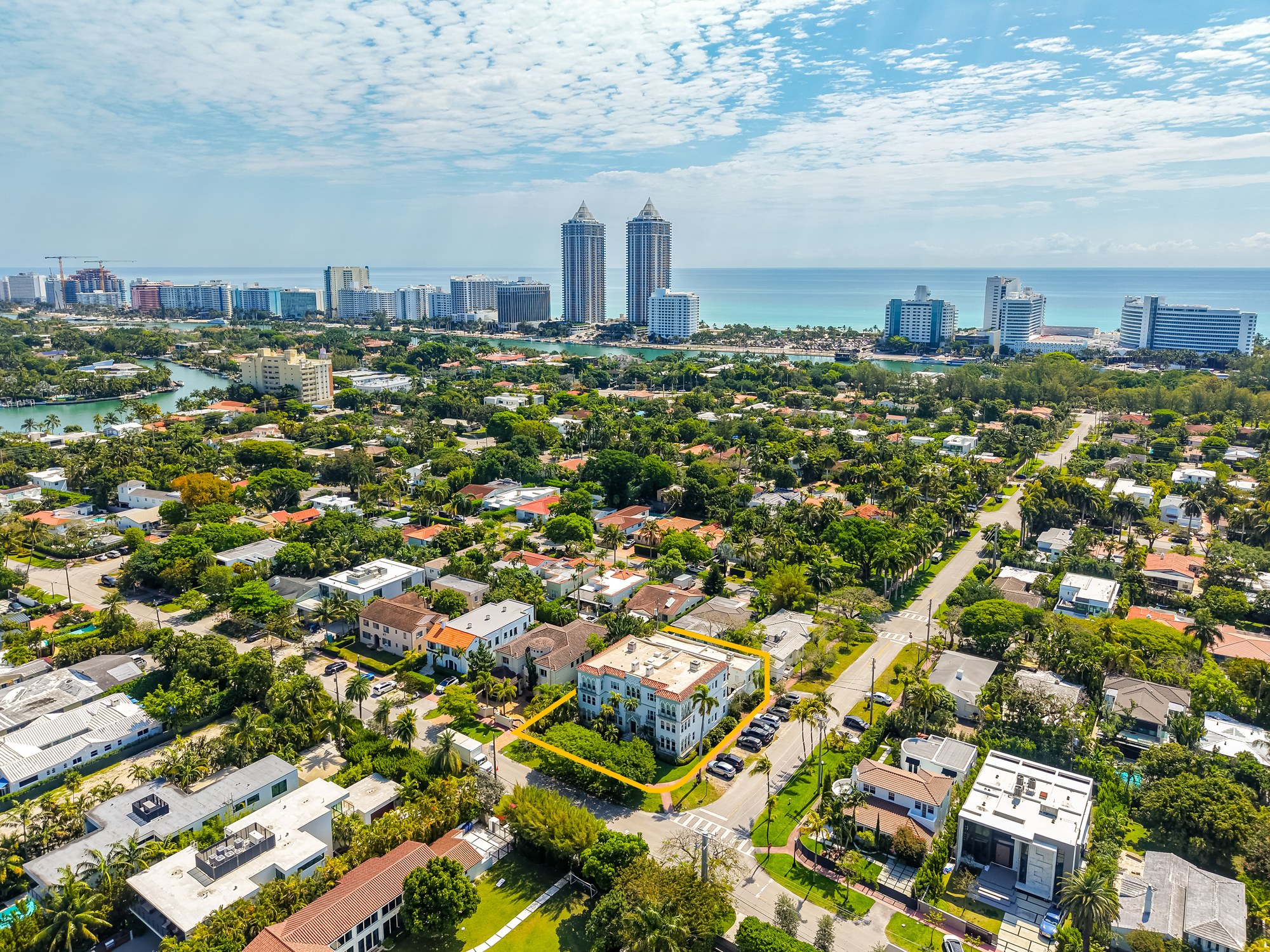 And looking east — the Atlantic. The beach is a five-minute walk; the ocean-front high-rises sit just across Collins.