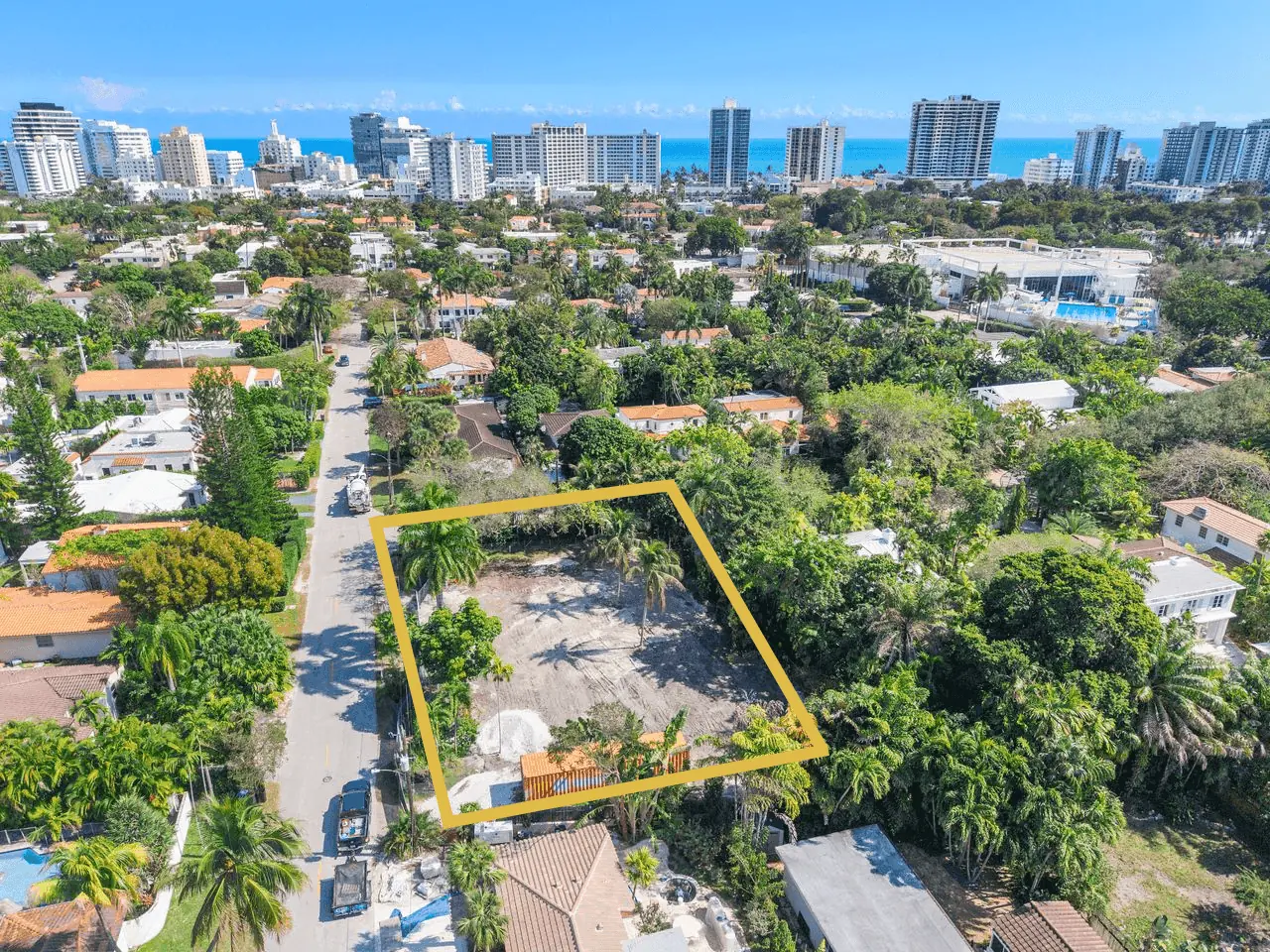 2880 Fairgreen Drive — 13,900 SF at the corner of W 29th and Fairgreen, one of the last oversized corner lots in Mid Beach.