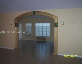 4515 N MICHIGAN AV